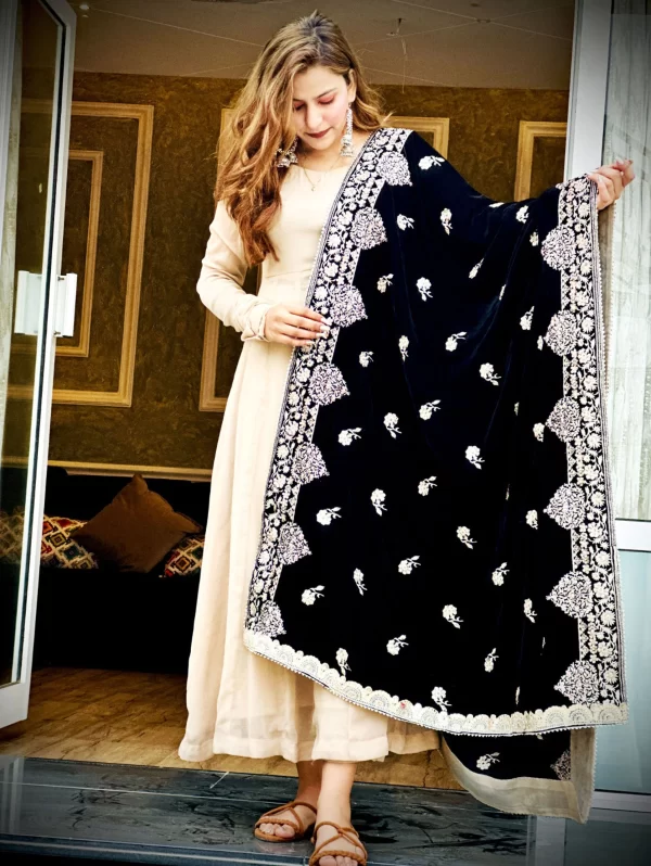 velvet shawls pakistani